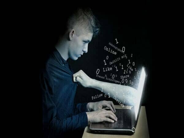 أنواع الاتصالات الحديثة وأهميتها وسلبياتها وإيجابياتها